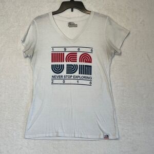 The North Face White Graphic Tee Womens Medium Never Stop Exploring